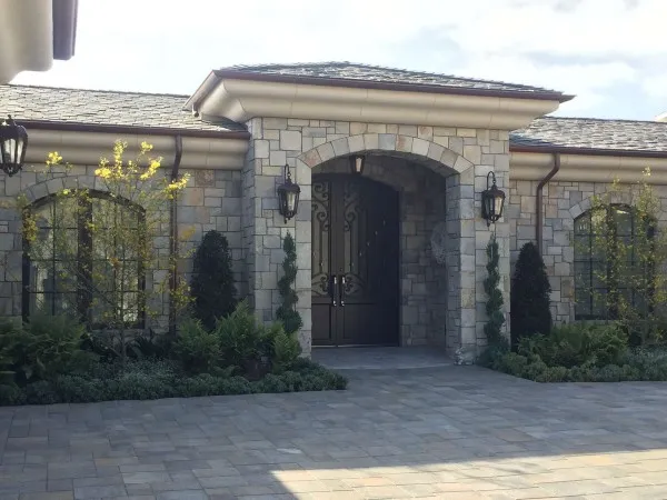 Thin Stone Veneer Lompoc Tumbled Petite European Castle Thin Veneer