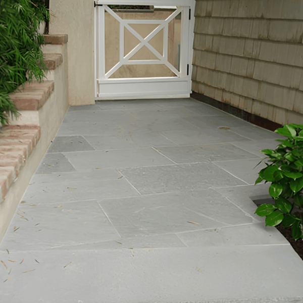 New-England-Blue-Range-12x12-Natural-Cleft-3